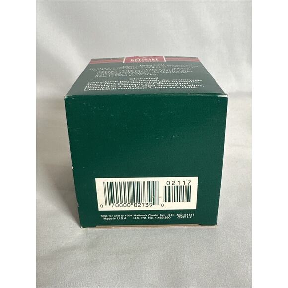 Vintage Hallmark Keepsake Ornament The gift bringers Christkindl 1991 3" in - Picture 5 of 6